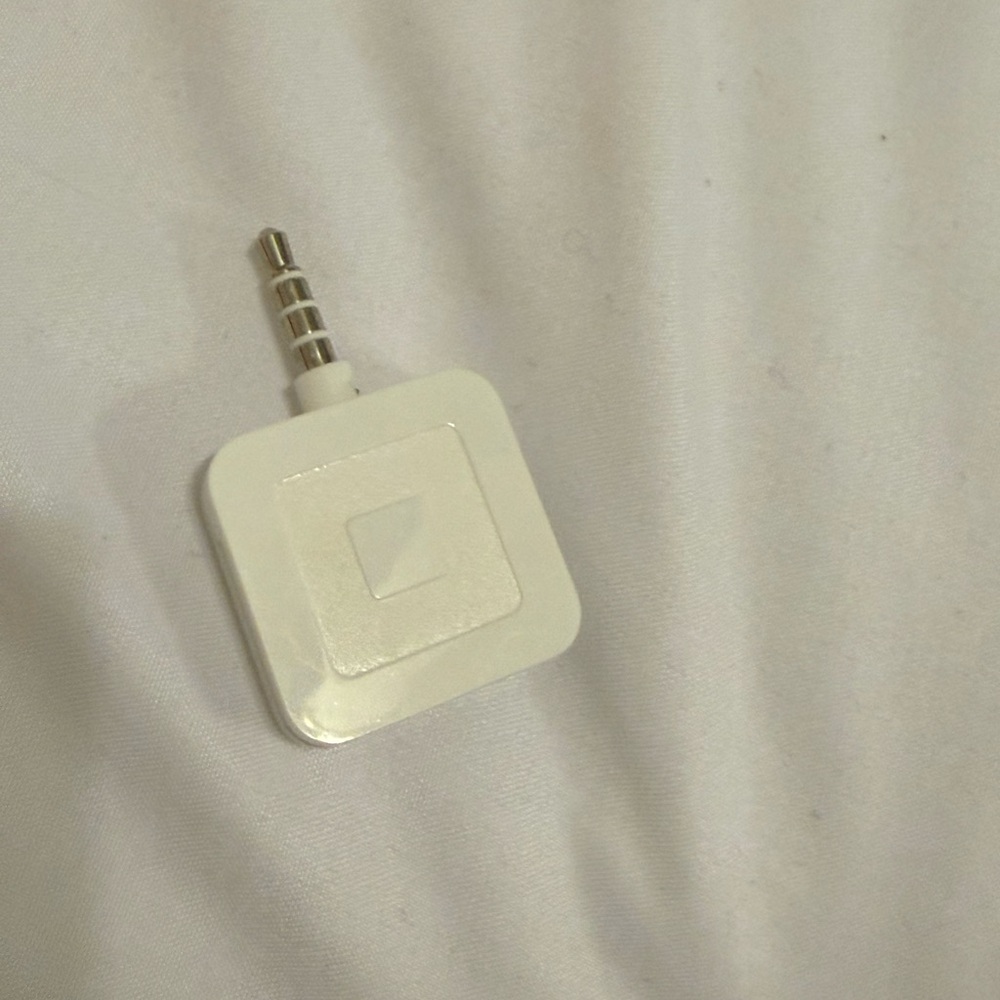 SQUARE Phone Adapter